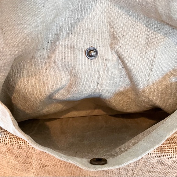 Clea Ray The Seafood Heaven Canvas Tote. - Picture 11 of 14